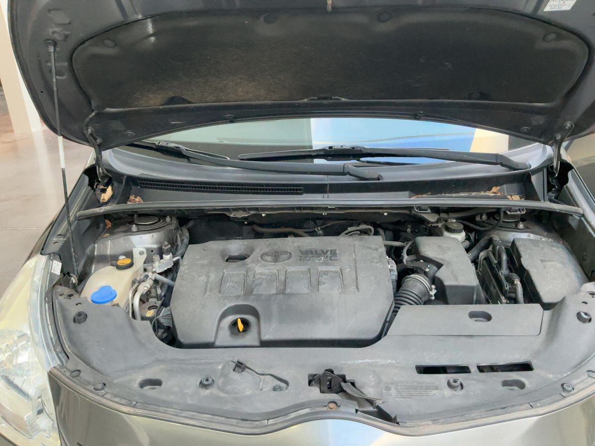 Toyota Verso 2012 — photo 41