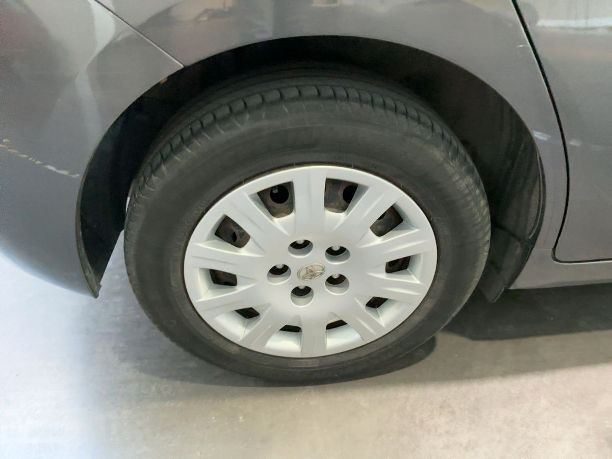 Toyota Verso 2012 — photo 10