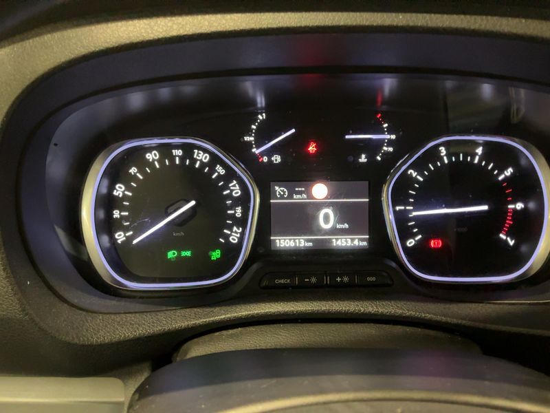 Citroen Jumpy 2.0 Blue-HDi Business M — zdjęcie 13