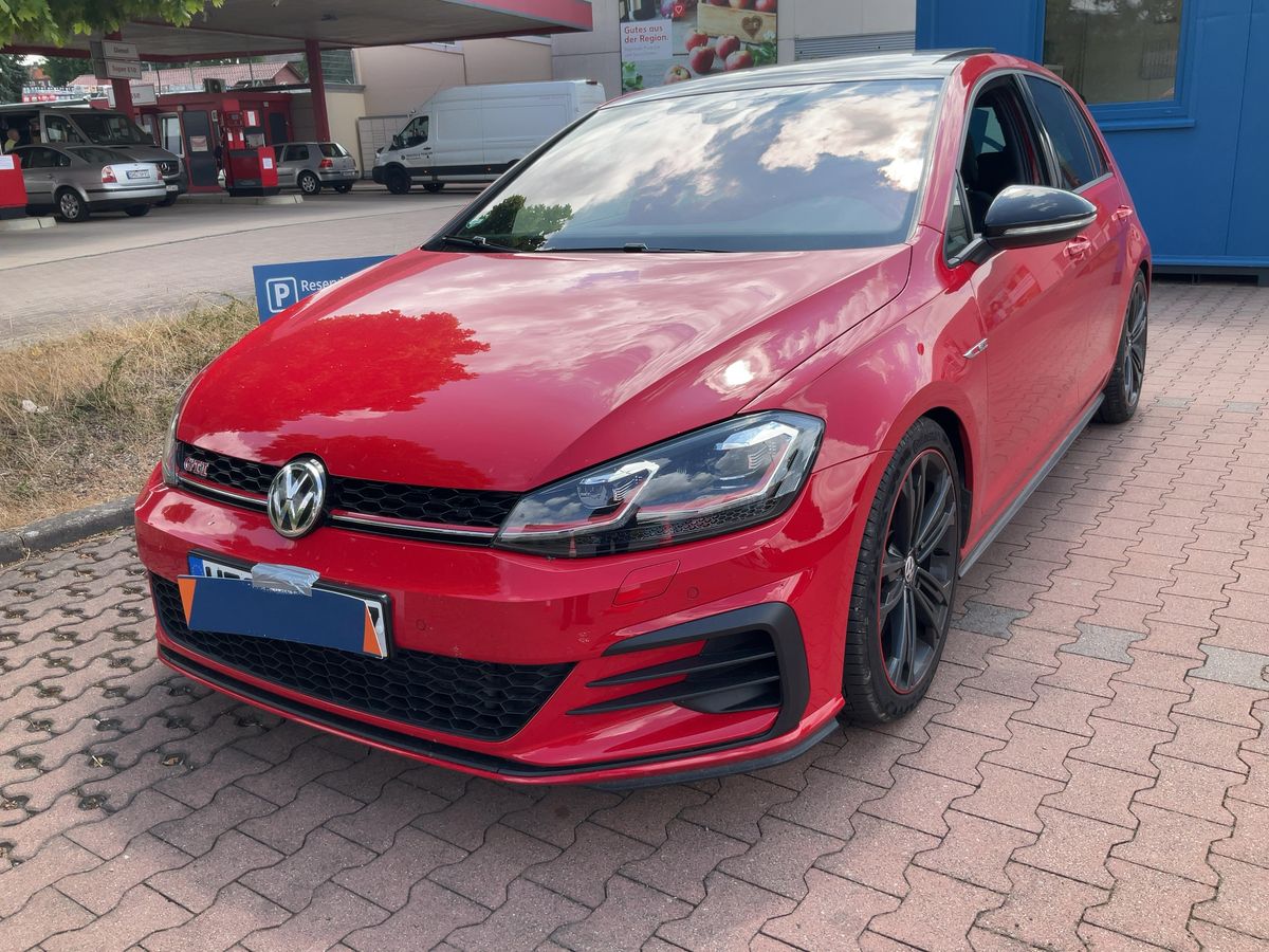 Volkswagen Golf VII 2.0 TSI GTI Performance BlueMotion