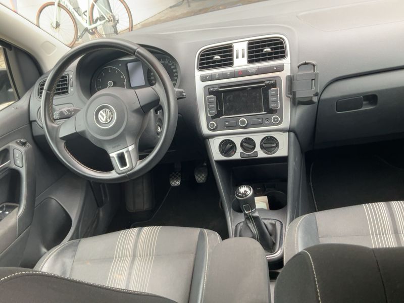 Volkswagen Polo 1.4 FSI Match — zdjęcie 12