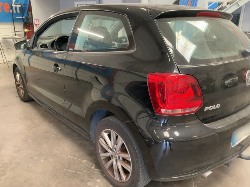 Volkswagen Polo 1.6 TDI Style 2011 – снимка 6
