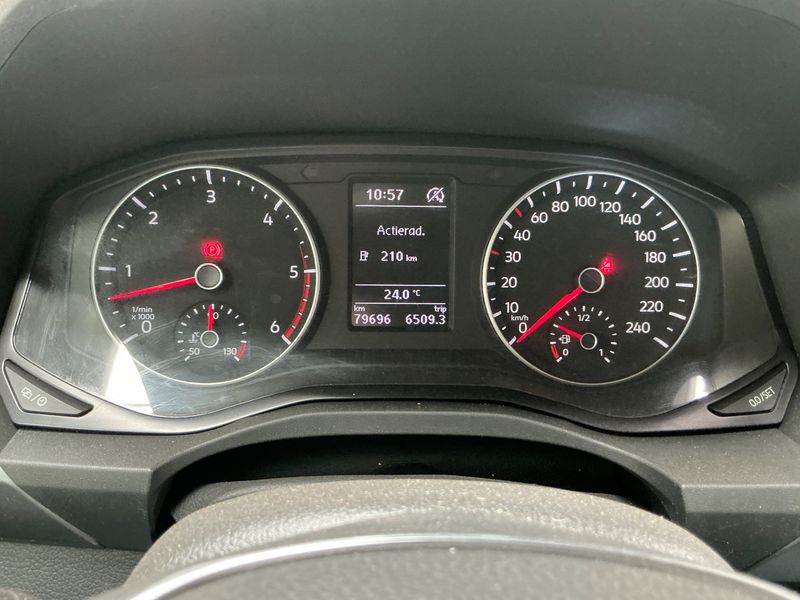 Volkswagen Amarok 3.0 V6 TDI Comfortline DoubleCab 4Motion — zdjęcie 13