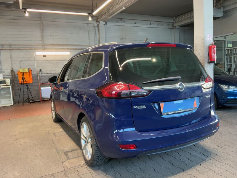 Opel Zafira Tourer 1.4 Turbo Sport — zdjęcie 3