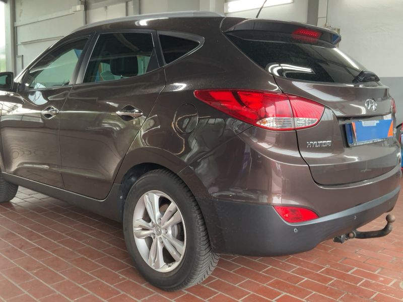 Hyundai ix35 2.0 Premium AWD — zdjęcie 3