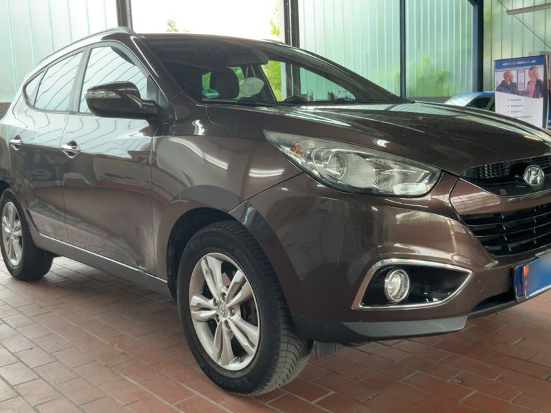 Hyundai ix35 2.0 Premium AWD — zdjęcie 8