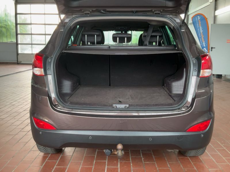 Hyundai ix35 2.0 Premium AWD — zdjęcie 10