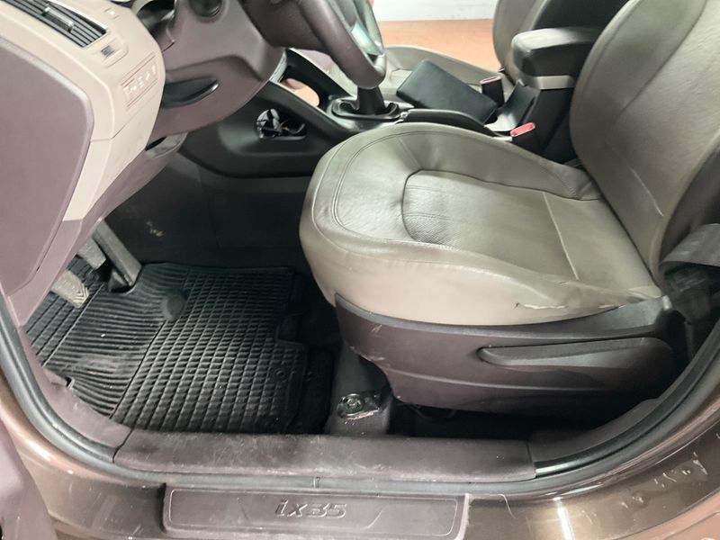 Hyundai ix35 2.0 Premium AWD 2013 – снимка 50