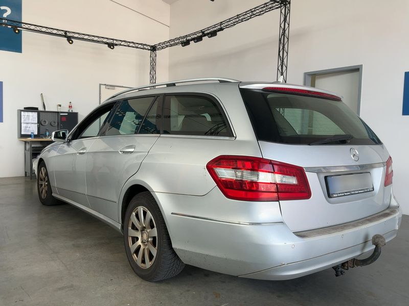 Mercedes-Benz E-Klasse E 220 CDI T BlueEfficiency Elegance 2011 – снимка 6