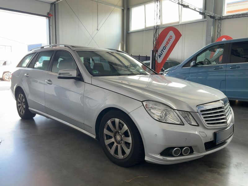 Mercedes-Benz E-Klasse E 220 CDI T BlueEfficiency Elegance 2011 – снимка 12