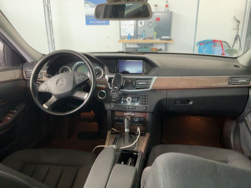 Mercedes-Benz E-Klasse E 220 CDI T BlueEfficiency Elegance 2011 – снимка 17