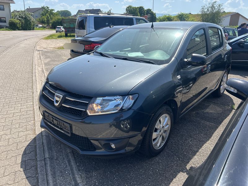 Dacia Sandero 2015
