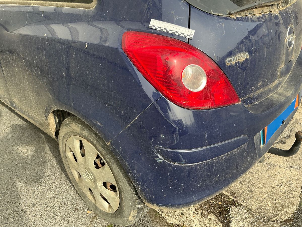 Opel Corsa 2010 — photo 33