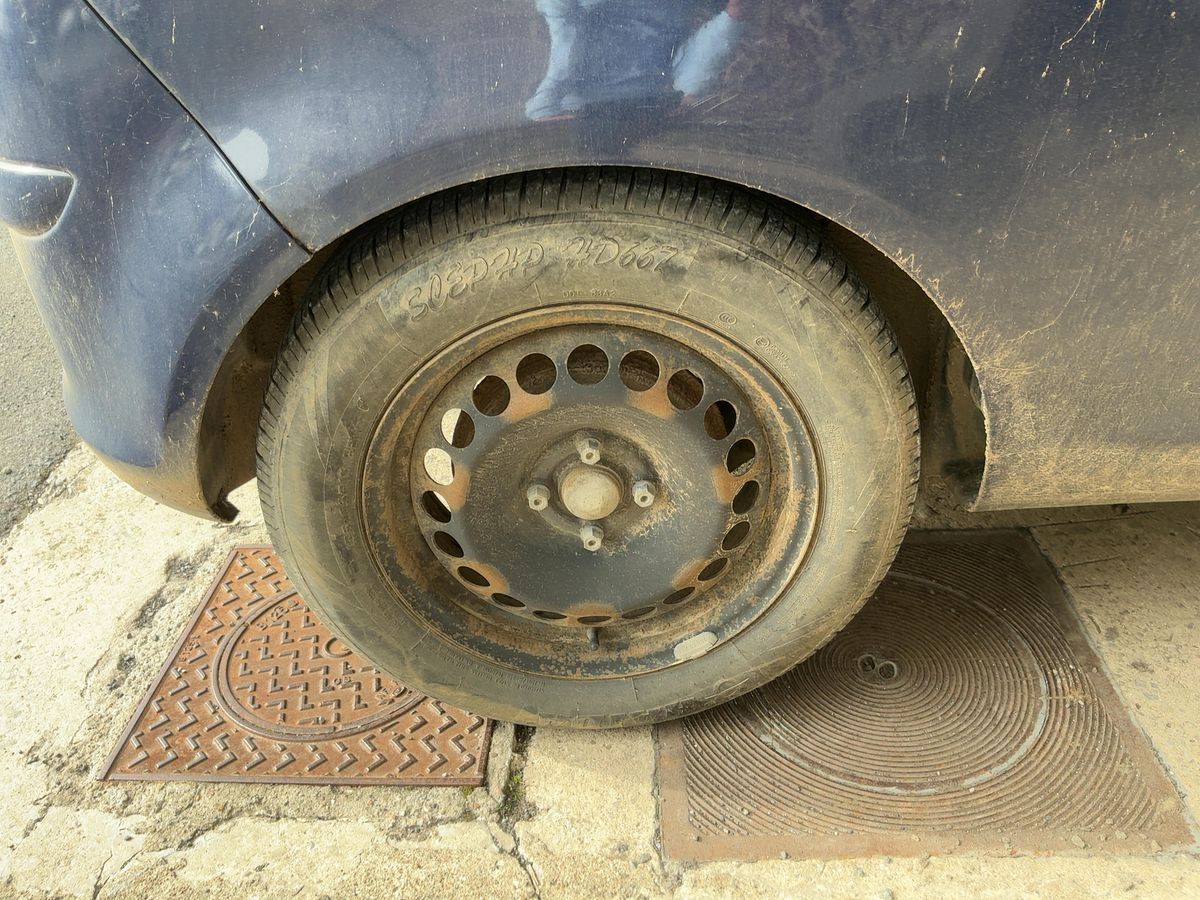 Opel Corsa 2010 — photo 10