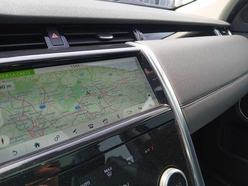 Land Rover Discovery Sport D150 S AWD — zdjęcie 13