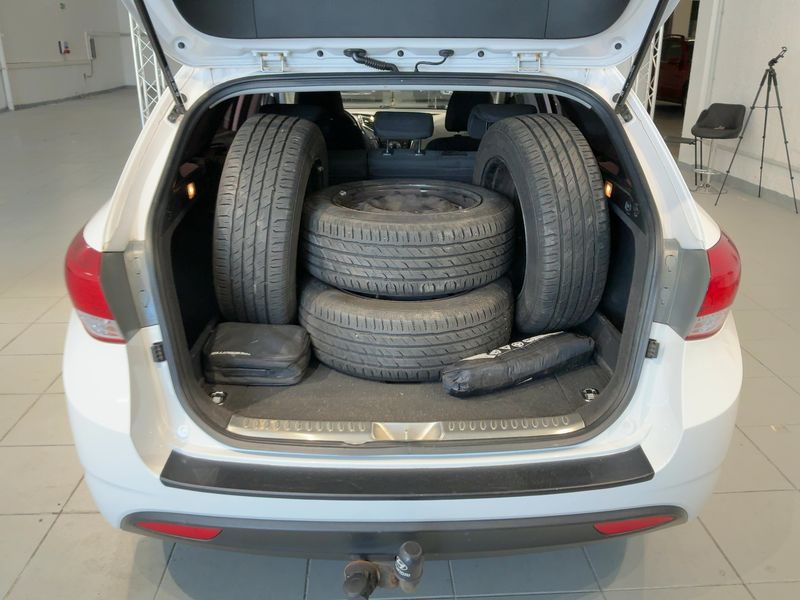 Hyundai i40 1.6 FIFA World Cup Edition — zdjęcie 10
