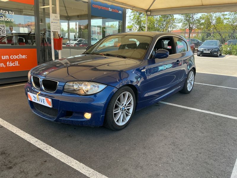 BMW 1er 116d 2009 – снимка 1