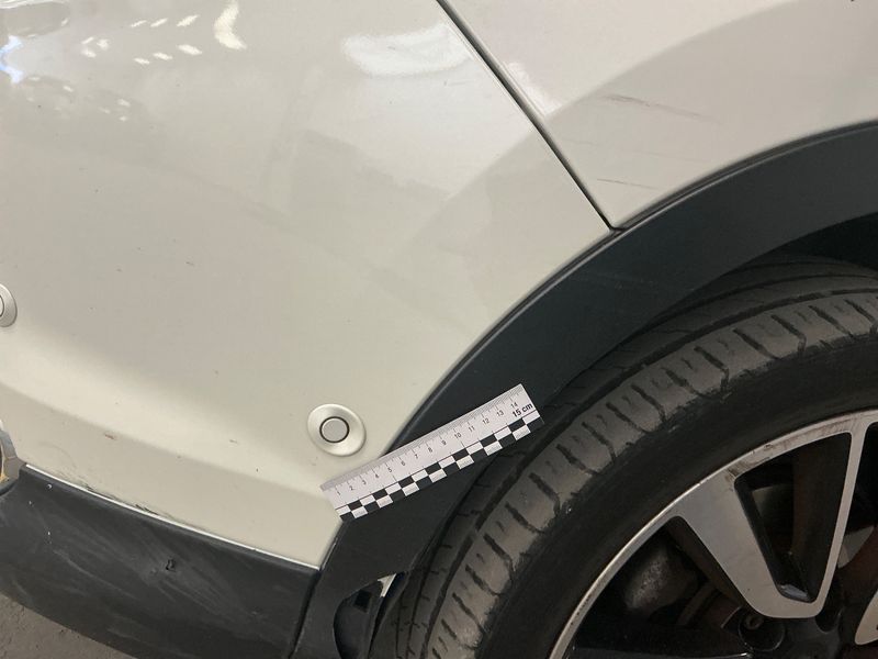 Nissan Qashqai 1.6 dCi Tekna 2016 – снимка 32