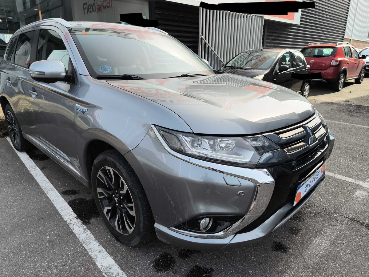 Mitsubishi Outlander 2017 — photo 7