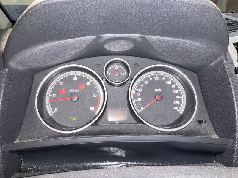Opel Zafira 1.7 CDTI Enjoy — zdjęcie 4
