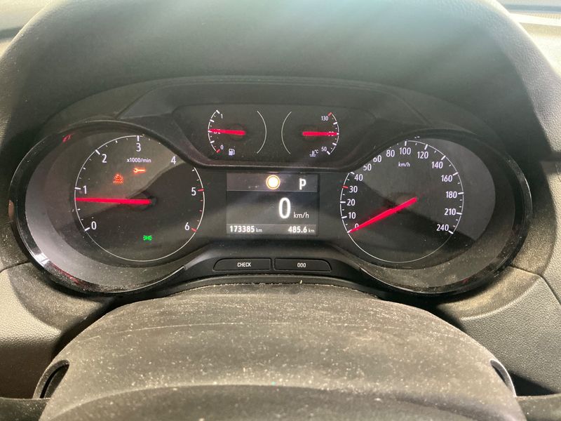Opel Grandland X 1.6 CDTI DPF Edition — zdjęcie 13