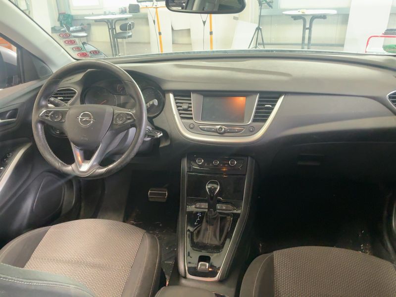Opel Grandland X 1.6 CDTI DPF Edition — zdjęcie 12