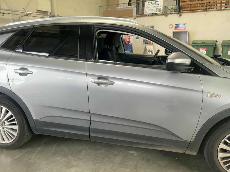 Opel Grandland X 1.6 CDTI DPF Edition — zdjęcie 7