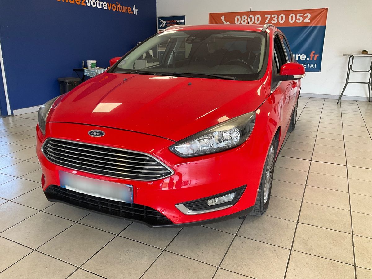 Ford Focus 2015 — photo 1