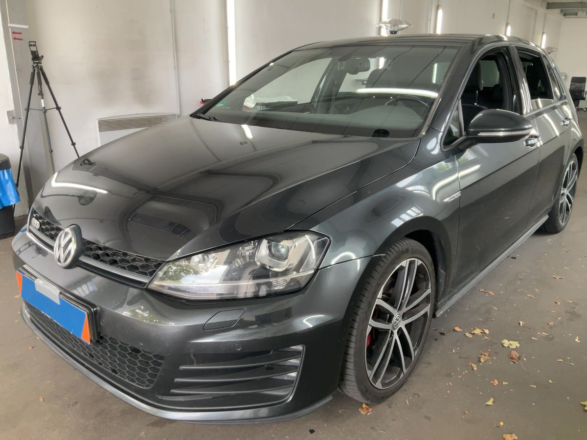 Volkswagen Golf VII 2.0 TDI GTD BlueMotion Tech