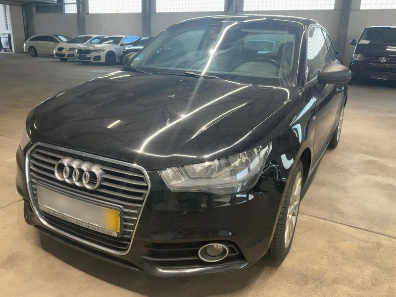 Audi A1 2.0 TDI Ambition 2012 – снимка 1