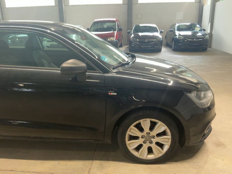 Audi A1 2.0 TDI Ambition 2012 – снимка 12