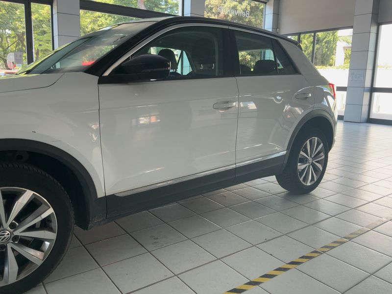 Volkswagen T-Roc 1.0 TSI Style 2018 – снимка 2