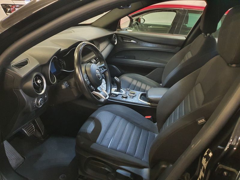 Alfa Romeo Stelvio 2.2 JTDM Super Business Q4 — zdjęcie 10