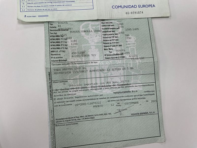 Toyota Corolla Verso 2.2 D-4D Sol — zdjęcie 6