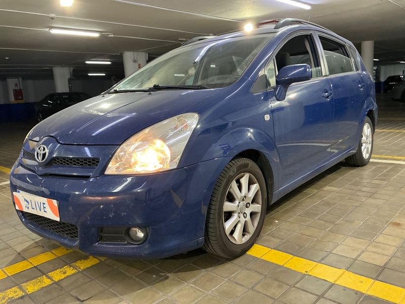 Toyota Corolla Verso 2.2 D-4D Sol — zdjęcie 1