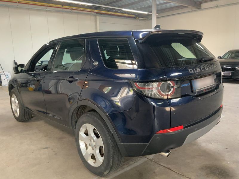 Land Rover Discovery Sport 2.0 Td4 SE AWD — zdjęcie 3