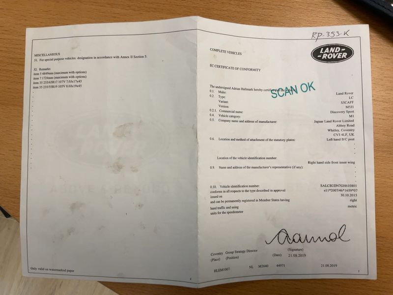 Land Rover Discovery Sport 2.0 Td4 SE AWD — zdjęcie 16