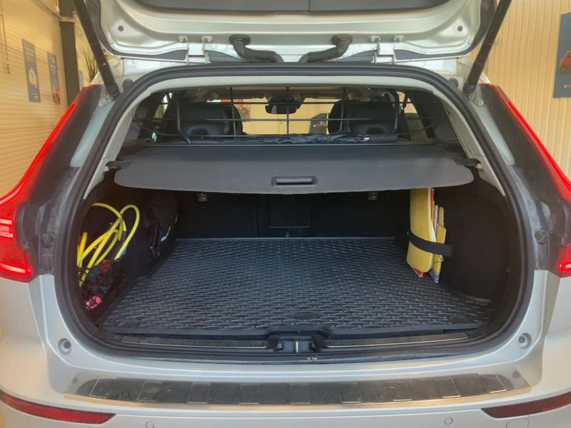 Volvo V60 2.0 T8 Plug-in Hybrid Inscription Expression AWD — zdjęcie 10