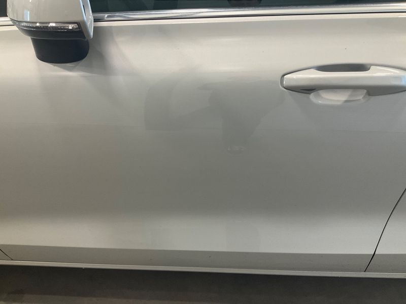 Volvo V60 2.0 T8 Plug-in Hybrid Inscription Expression AWD 2020 – снимка 23