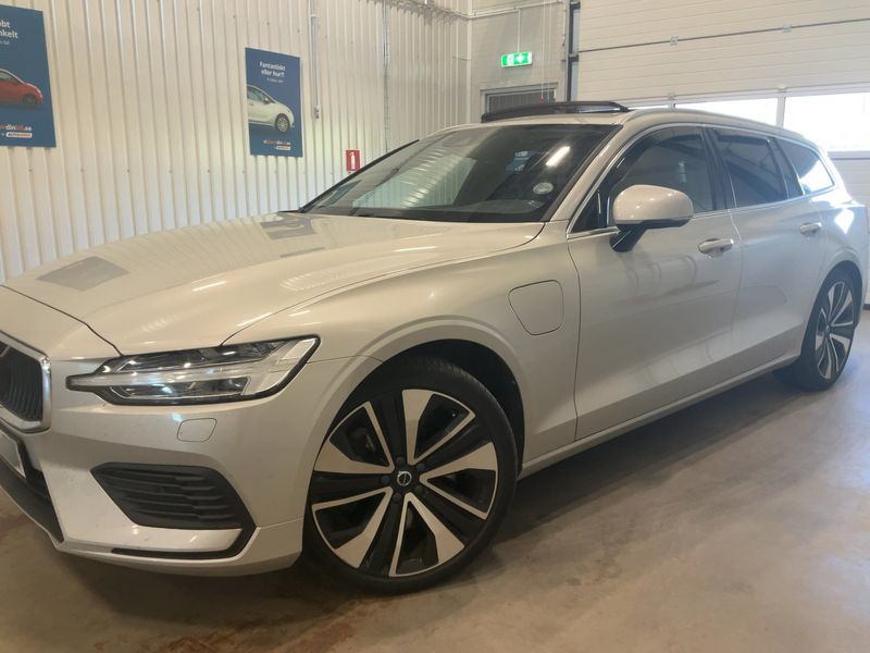 Volvo V60 2.0 T8 Plug-in Hybrid Inscription Expression AWD