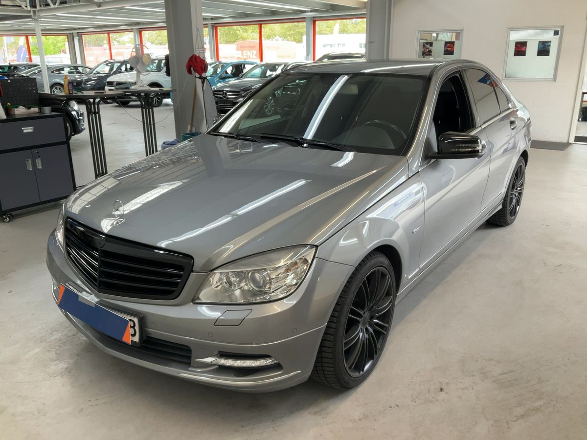 Mercedes-Benz C-Klasse C 200 CGI BlueEfficiency Elegance