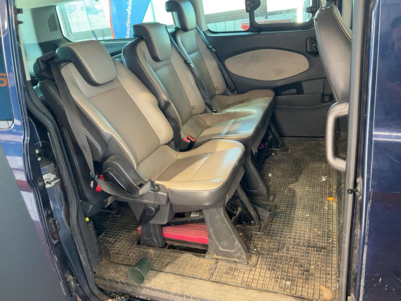 Ford Transit 2.2 TDCi 300 L2 Tourneo Titanium 2013 – снимка 19