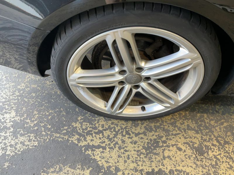 Audi A4 2.0 TDI quattro S line Sportpaket plus 2011 – снимка 9