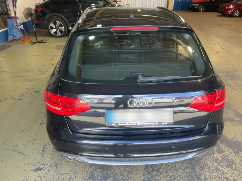 Audi A4 2.0 TDI quattro S line Sportpaket plus 2011 – снимка 7