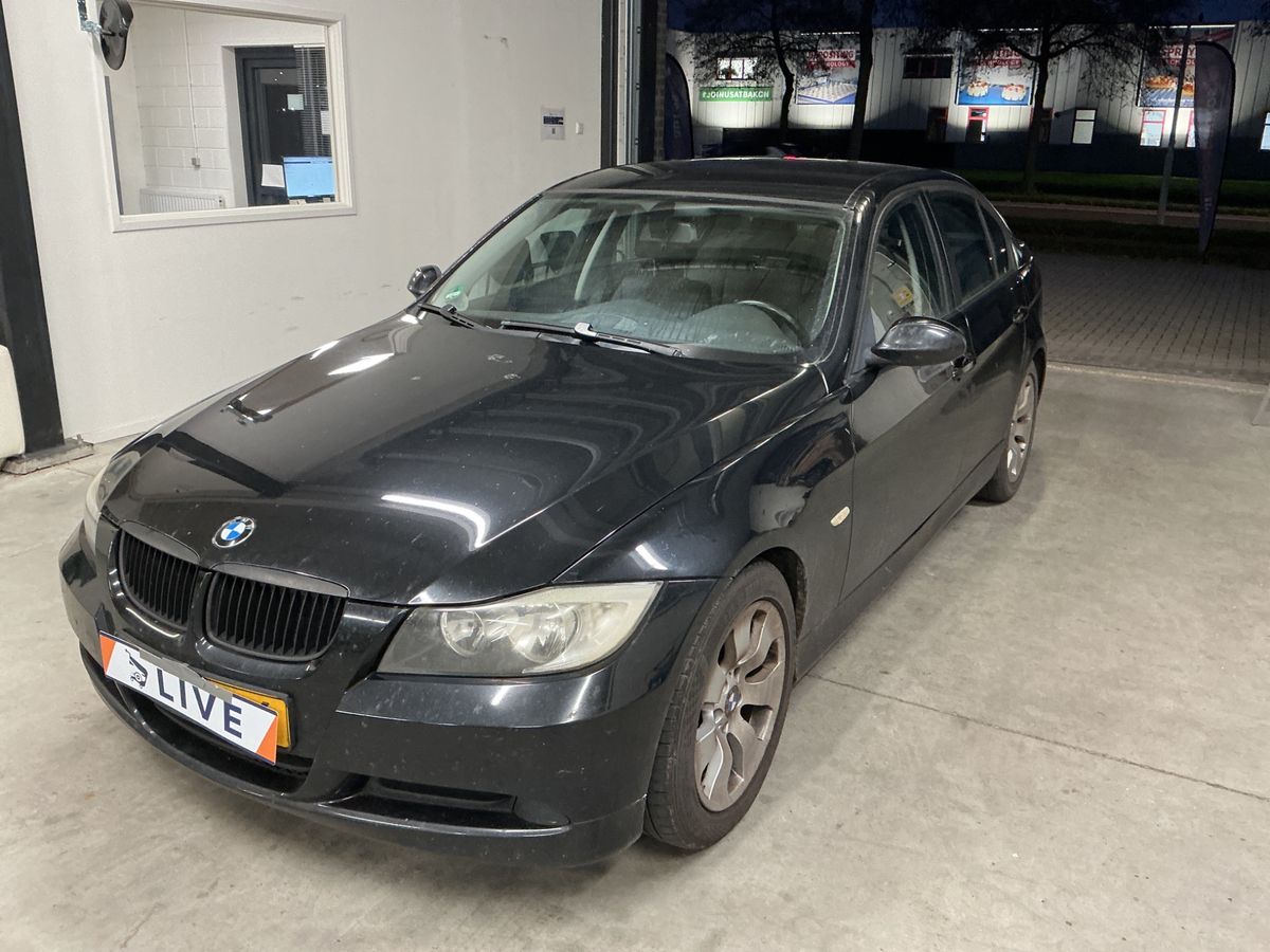 BMW 3er 318d Advantage