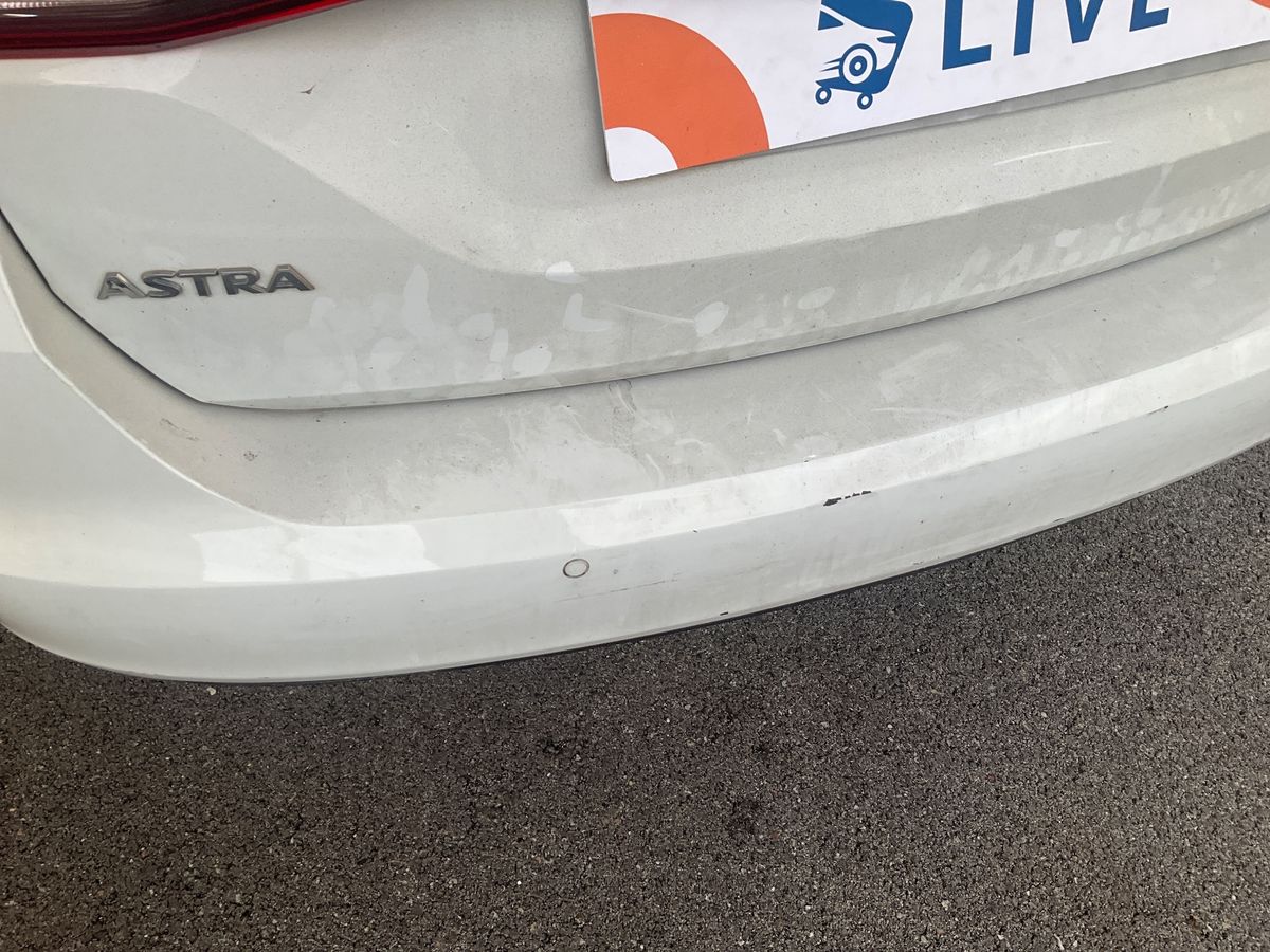 Opel Astra 2018 — photo 41