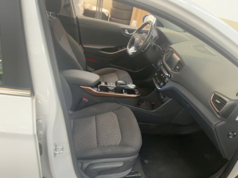Hyundai IONIQ electric drive 88 kW Style Elektro — zdjęcie 11