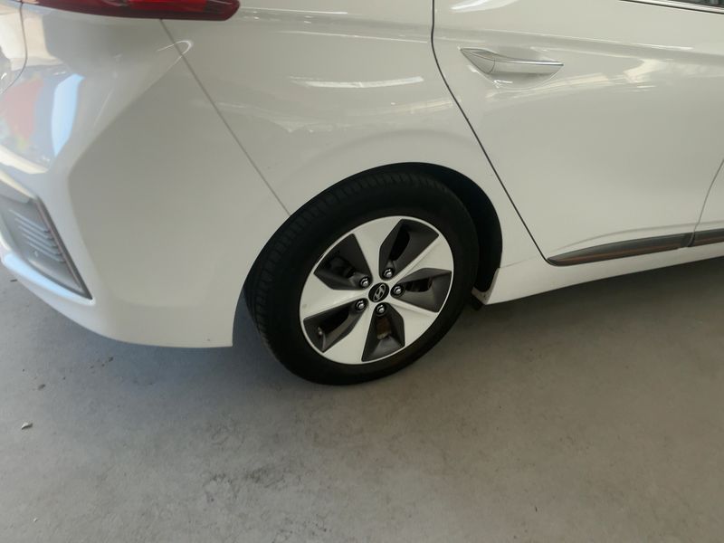 Hyundai IONIQ electric drive 88 kW Style Elektro 2018 – снимка 9