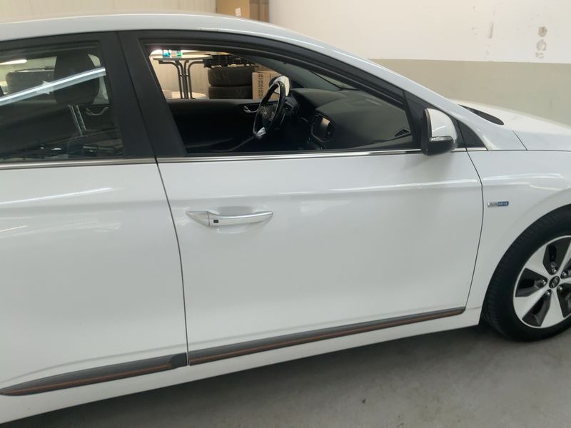 Hyundai IONIQ electric drive 88 kW Style Elektro — zdjęcie 7