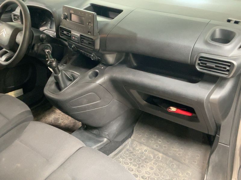 Citroen Berlingo 1.5 Blue-HDi Control M 2020 – снимка 17